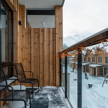 Le Lingonberry D10 Ski-in Ski-out By Aavalevi Apartment *