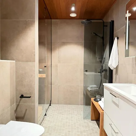 Apartment Le Lingonberry D10 Ski-in Ski-out By Aavalevi