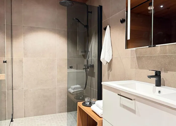 Le Lingonberry D10 Ski-in Ski-out By Aavalevi Lägenhet Levi